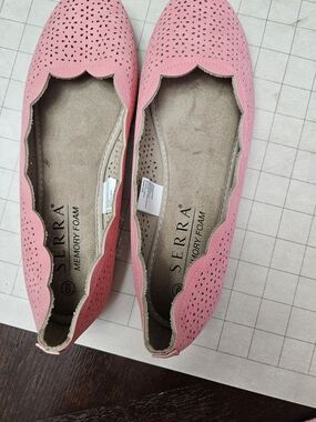 SERRA Pink Perforated Scalloped Slip-On Flats